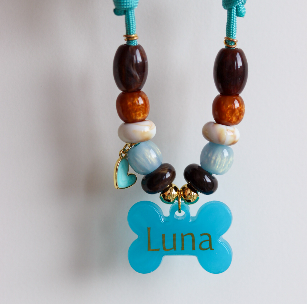 Hondenketting Oceaan blauw met kralen en penning