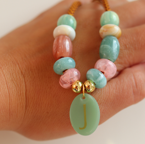 Hondenketting met initiaal - Retro Pastel